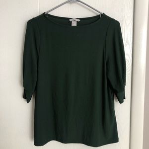Vibrant H&M dark green blouse perfect for daily wear in size small!
